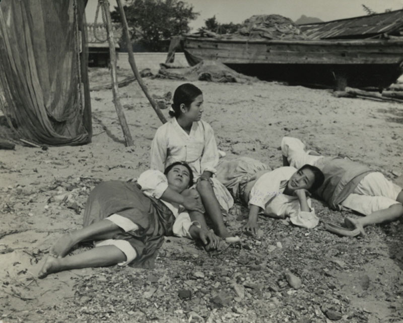 <갯마을>(김수용, 1965)의 한장면